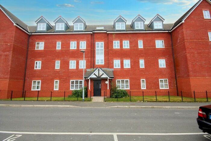 2 Bedroom Flat To Rent In Gas Street, Platt Bridge, Wigan, WN2