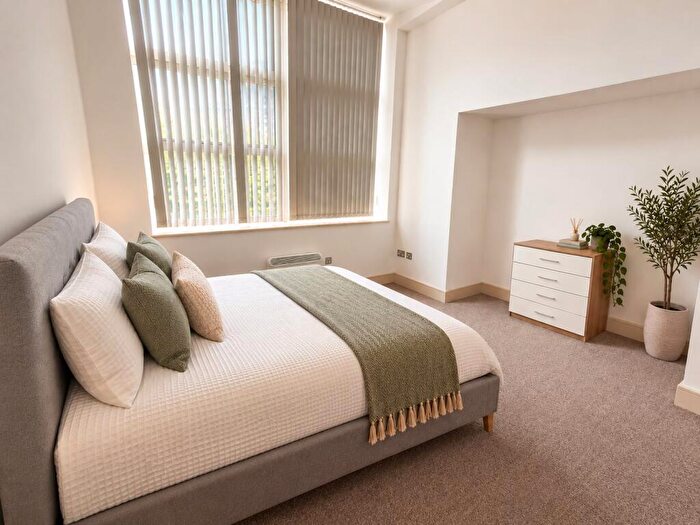 1 Bedroom House To Rent In Old School House, L3