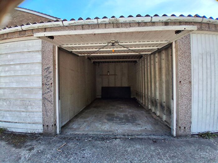 Garage / Parking For Sale In Acrefield Drive, Cambridge, CB4