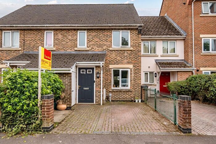 3 Bedroom Semi-Detached House For Sale In Newbury, Berkshire, RG14