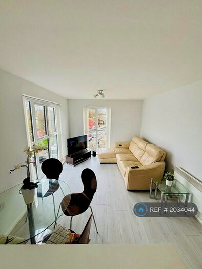 2 Bedroom Flat To Rent In Great Clowes Street, Salford, M7