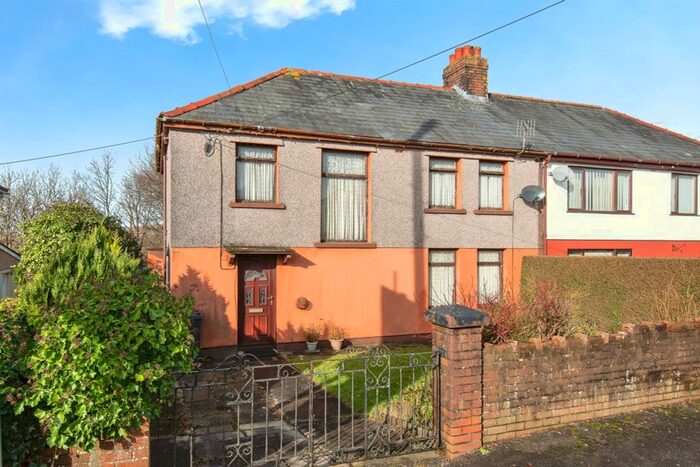 4 Bedroom Semi-Detached House For Sale In Galon Uchaf Road, Merthyr Tydfil, CF47