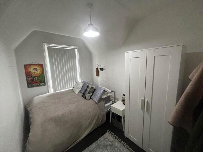 1 Bedroom House To Rent In Aigburth Drive, Liverpool, L17