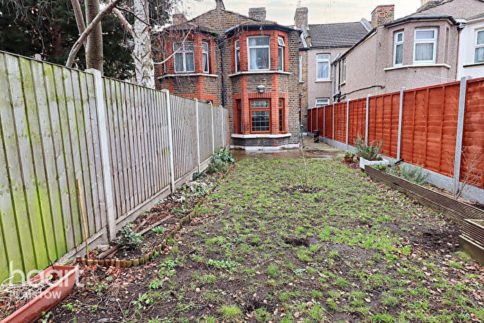 1 Bedroom Apartment For Sale In Selsdon Road Upton Park, London, E13