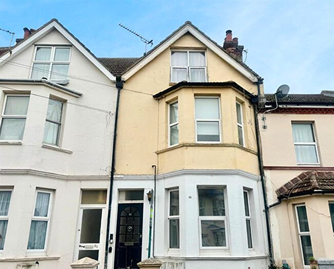 1 Bedroom Flat To Rent In Windsor Road, Bexhill-On-Sea, TN39