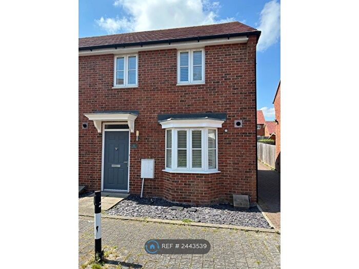 3 Bedroom Semi-Detached House To Rent In Hazel Mews, Ebbsfleet Valley, Swanscombe, DA10