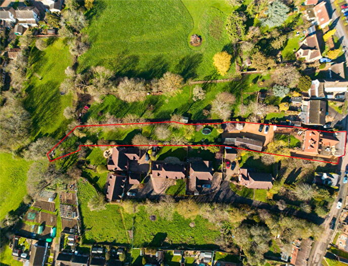 5 Bedroom Detached House For Sale In Little Horwood Road, Great Horwood, MK17