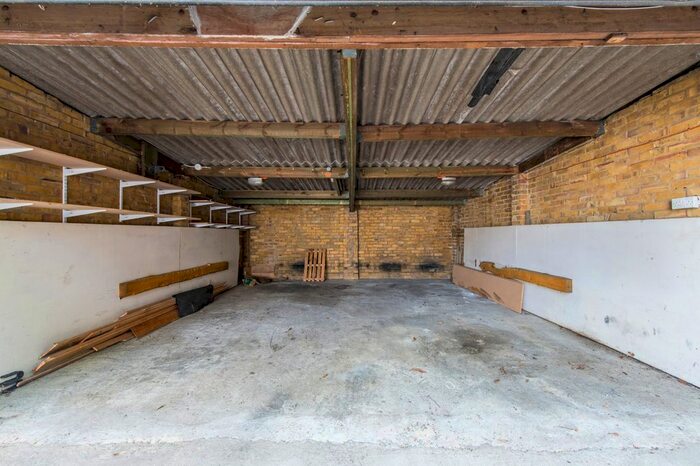Garage / Parking To Rent In Abbotsbury Road, London, W14