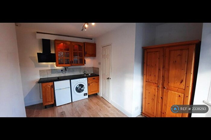 1 Bedroom Flat To Rent In The Ridgeway, London, NW9