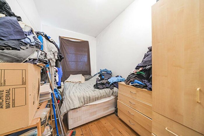 1 Bedroom Flat For Sale In Hanley Road, Stroud Green, London, N4