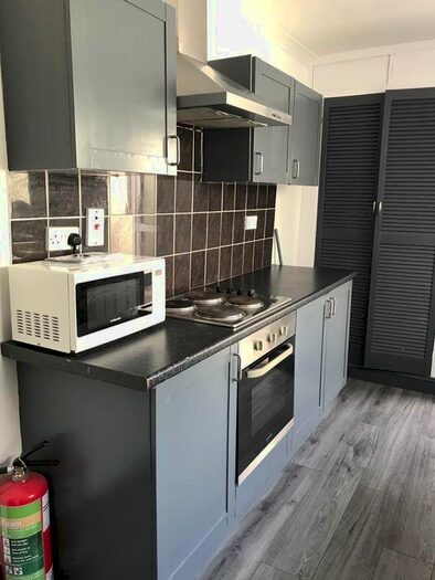 2 Bedroom Property To Rent In Inkerman Street, St Thomas, Swansea, SA1