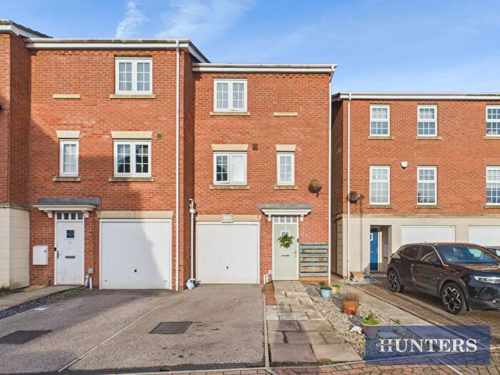 3 Bedroom End Terrace House For Sale In St. Georges Croft, Bridlington, YO16