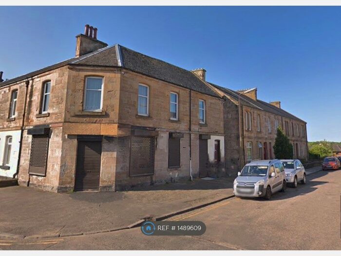 2 Bedroom Flat To Rent In Elliot Terrace, Falkirk, FK2