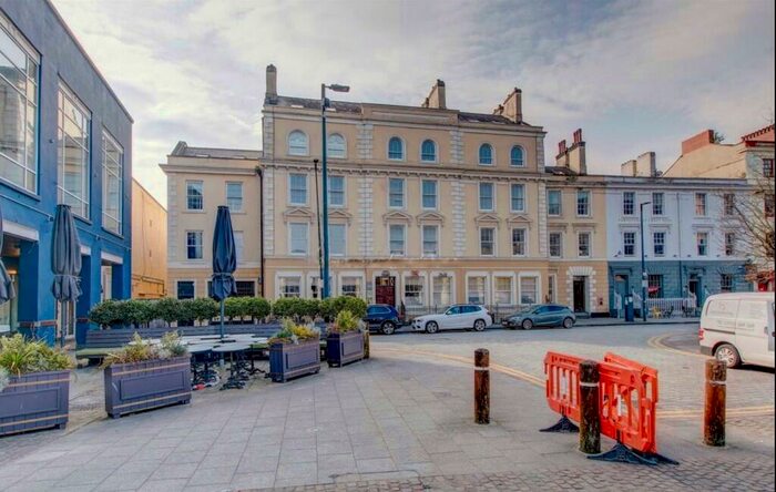 2 Bedroom Apartment To Rent In Ocean Buildings, Bute Crescent, Cardiff, CF10