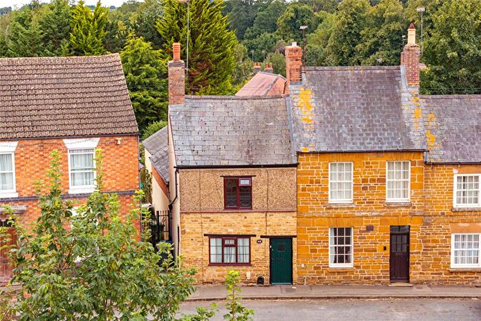 3 Bedroom House For Sale In High Street, Bugbrooke, Northamptonshire, NN7