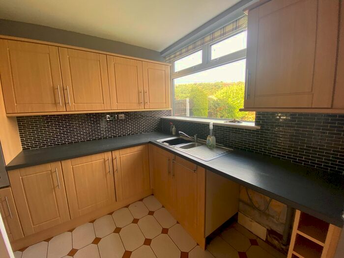 3 Bedroom Property To Rent In Brookside Crescent, CH49