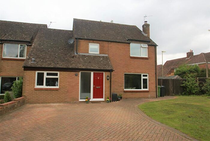 4 Bedroom Detached House To Rent In Kingsley Park, Whitchurch, RG28