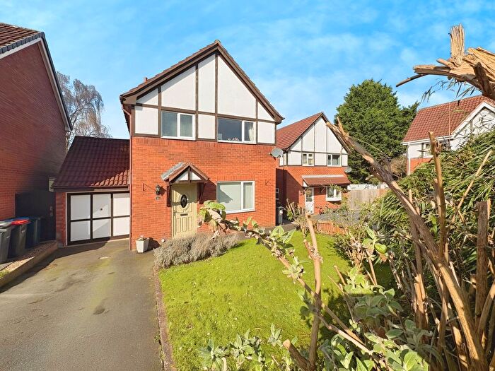 3 Bedroom Detached House For Sale In Carlton Close, Mickle Trafford, Chester, Cheshire, CH2