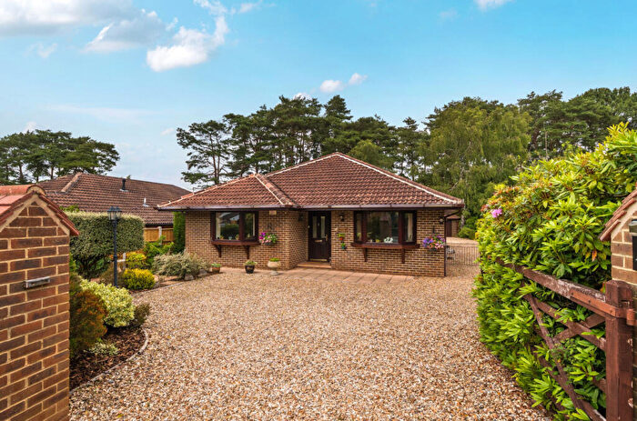 4 Bedroom Detached House For Sale In Ashley Drive West, Ashley Heath, Ringwood, BH24