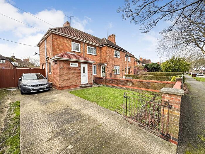 3 Bedroom End Of Terrace House For Sale In Tanfields Grove, Corby, NN17