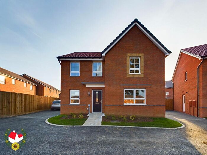 4 Bedroom Detached House For Sale In Fiddington Fields, Tewkesbury, GL20