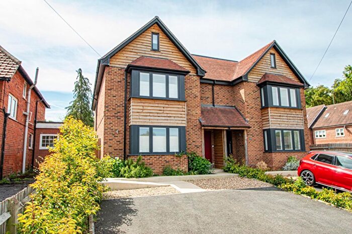 5 Bedroom Semi Detached House To Rent In Elvendon Road, Goring, Reading, Oxfordshire, RG8