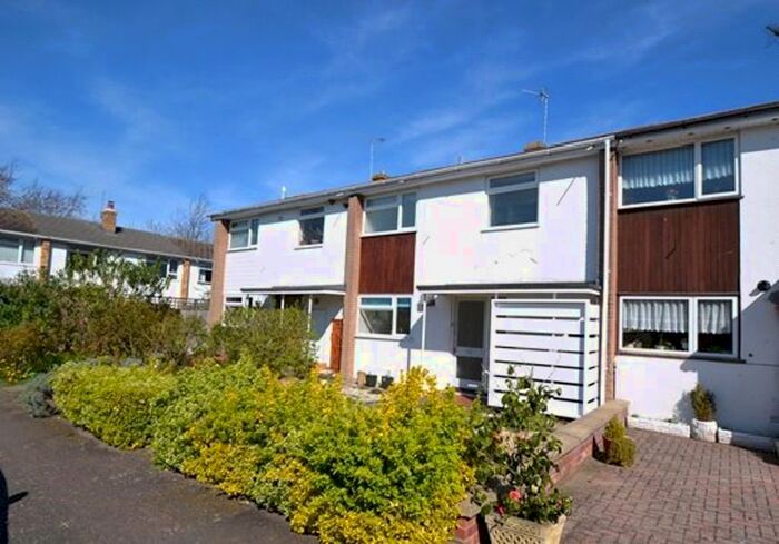 2 Bedroom Property To Rent In Lingholme Close, Cambridge, CB4