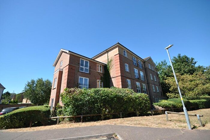 2 Bedroom Flat To Rent In Creance Court, Seymour Street, Chelmsford, Essex, CM2