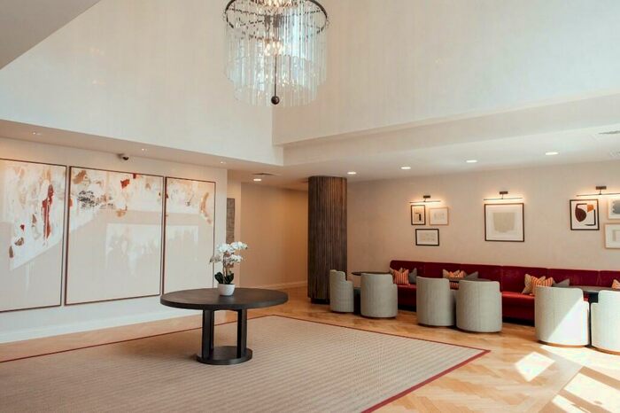 2 Bedroom Apartment To Rent In Flat, Baker Street, London, NW1