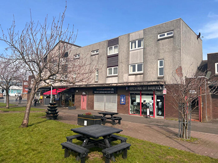 2 Bedroom Duplex To Rent In Stoddard Square, Elderslie, Johnstone, PA5