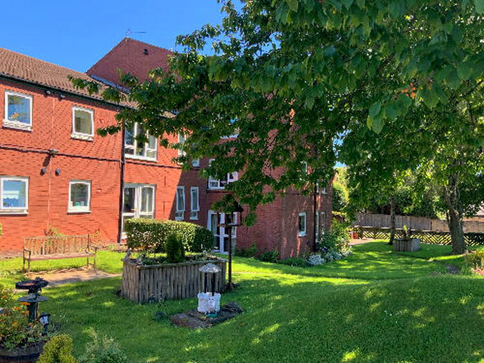 1 Bedroom Flat To Rent In Kirkdale Court, NE23