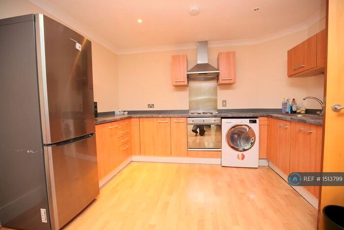 2 Bedroom Flat To Rent In Beauchamp House, Coventry, CV1