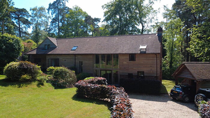 4 Bedroom Detached House For Sale In West Acre Barn, Hill Side Lane, Hill Brow, Liss, Hampshire, GU33