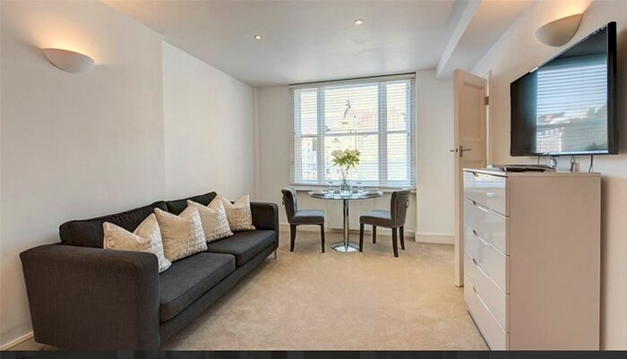 Studio To Rent In Hill Street, Mayfair, London, W1J