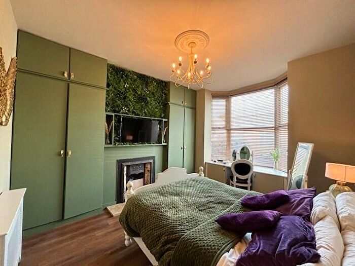 5 Bedroom House To Rent In Morrill Street, Hull, HU9