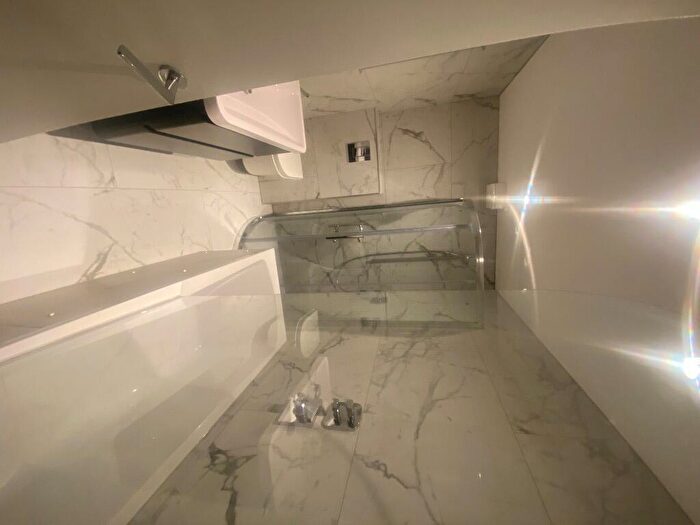 5 Bedroom Terraced House To Rent In Davenport Avenue, Manchester, Greater Manchester, M20
