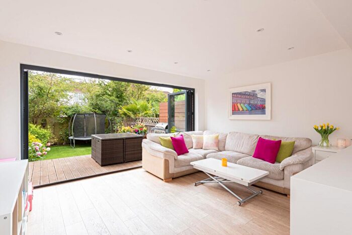 3 Bedroom Terraced House For Sale In Candle Mews East Molesey, KT8