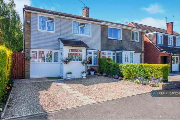 3 Bedroom Semi-Detached House To Rent In Priory Walk, Leicester Forest East, Leicester, LE3