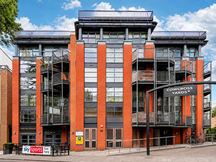 2 Bedroom Apartment To Rent In Britton Street, London, EC1M