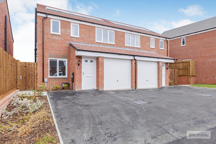 3 Bedroom House To Rent In Gamble Avenue, Fleckney, Leicester, LE8