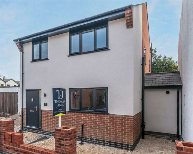 3 Bedroom Detached House To Rent In Church Street, Ruddington, NG11