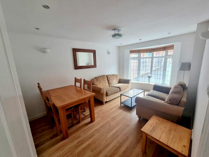 3 Bedroom Terraced House To Rent In Thrale Road, Streatham, SW16
