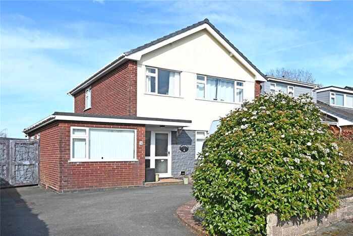 4 Bedroom Detached House For Sale In Pentrosfa Crescent, Llandrindod Wells, Powys, LD1