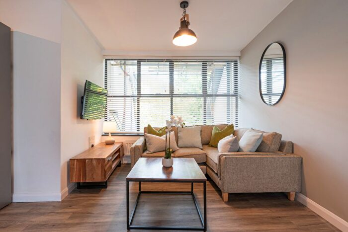 4 Bedroom Flat To Rent In Prince Of Wales Road, Exeter, EX4