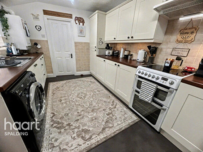 2 Bedroom Semi Detached House For Sale In River Lane, Moulton, PE12