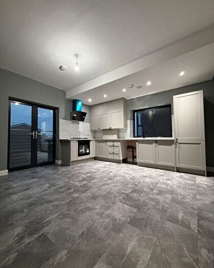 1 Bedroom Flat To Rent In Yarwood Avenue, Manchester, M23