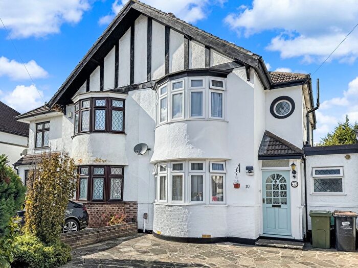 3 Bedroom Semi-detached House For Sale In Nightingale Road, Petts Wood, Orpington, BR5