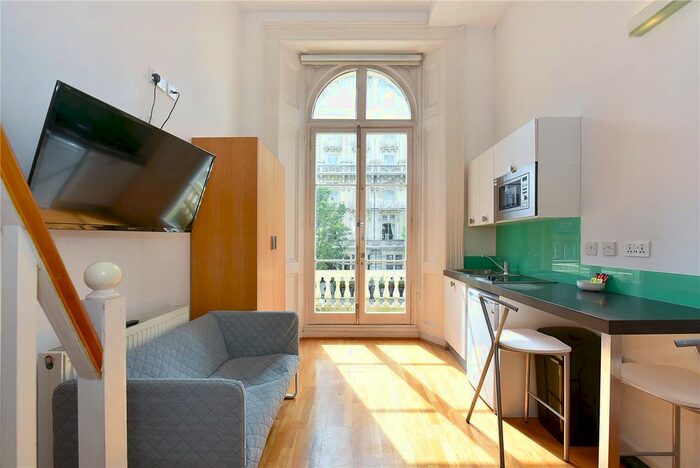 Studio To Rent In Hyde Park Executive Apartments, Inverness Terrace, Bayswater, London, W2