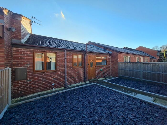 2 Bedroom Bungalow To Rent In Allison Street, Featherstone, Pontefract, WF7