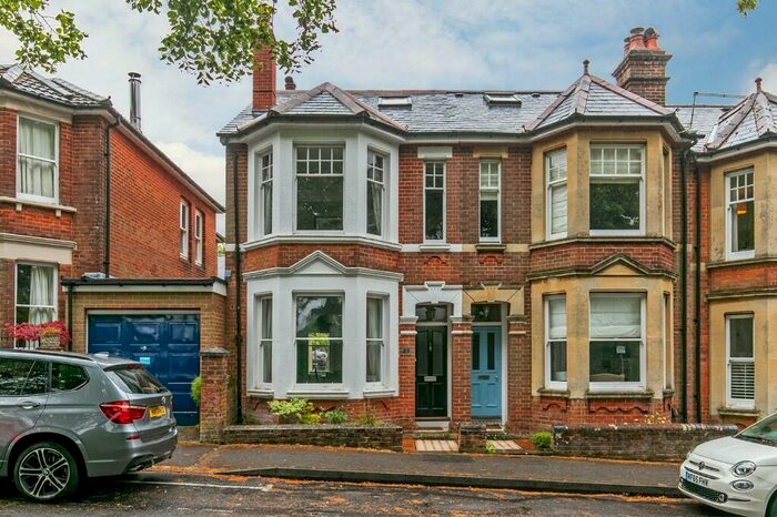 4 Bedroom Semi-Detached House To Rent In Owens Road, Winchester, SO22